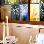 Adam & Eva Paradies Mit Hotel
