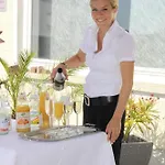 Adam & Eva Paradies Mit Hotel