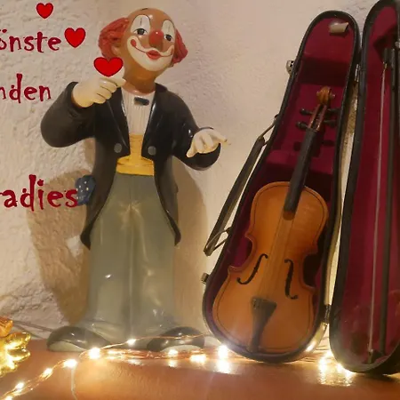 Adam & Eva Paradies Mit فندق